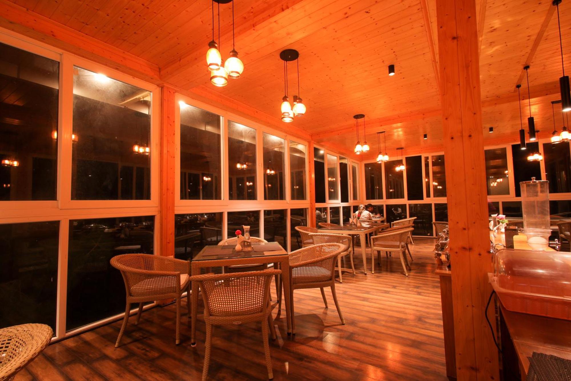 The Woods Retreat Hotell Lansdowne Eksteriør bilde