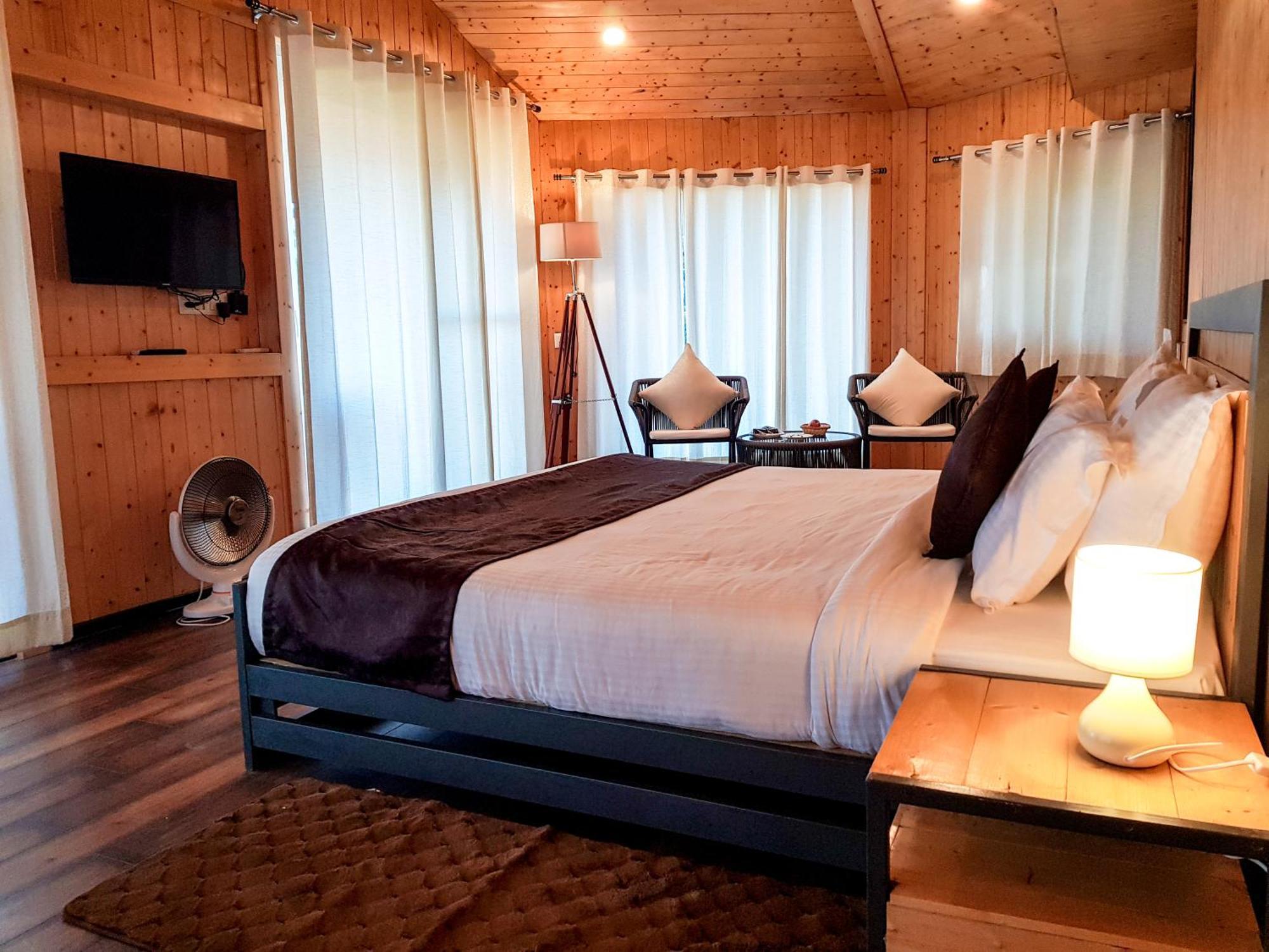 The Woods Retreat Hotell Lansdowne Eksteriør bilde