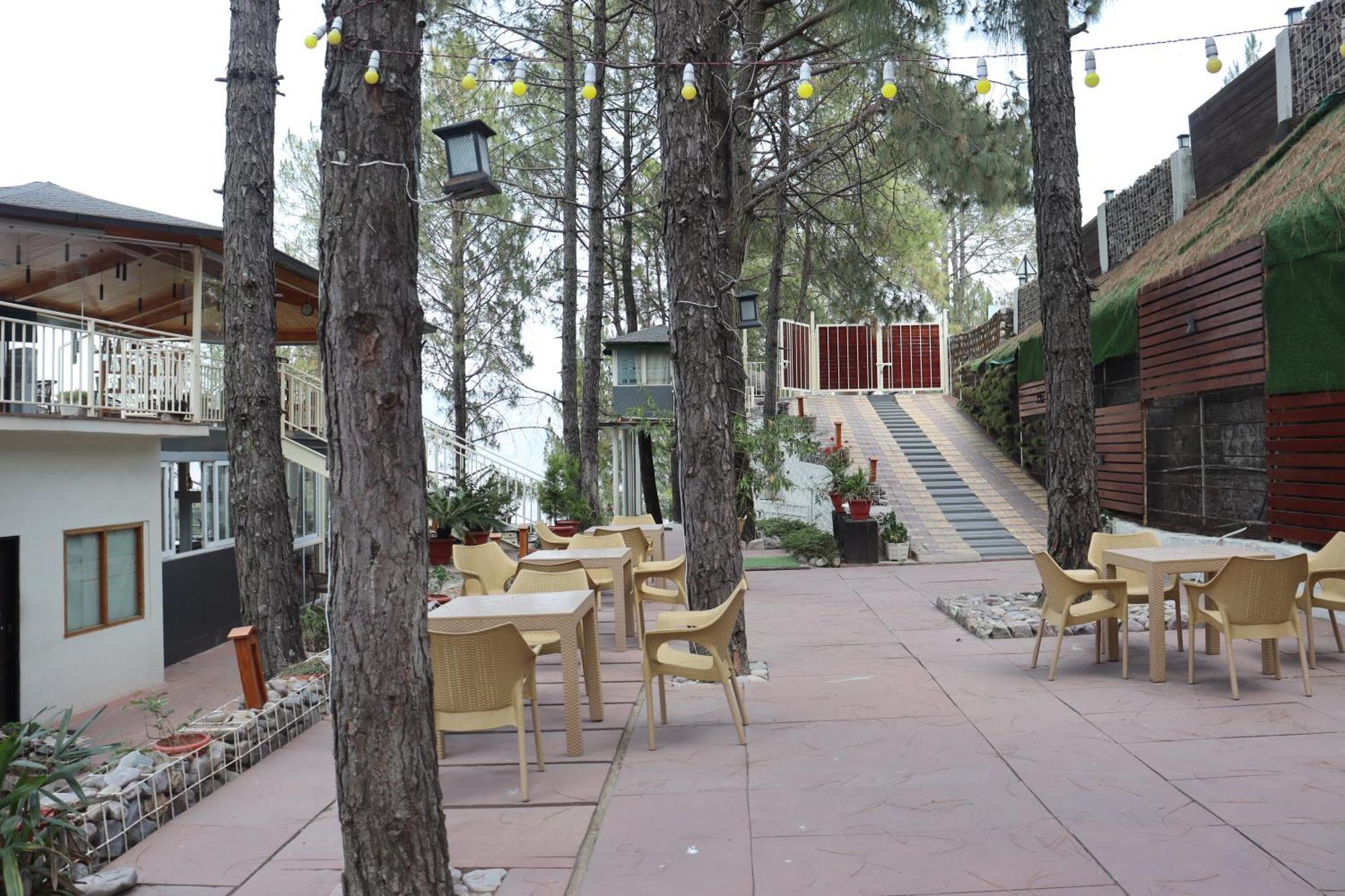 The Woods Retreat Hotell Lansdowne Eksteriør bilde